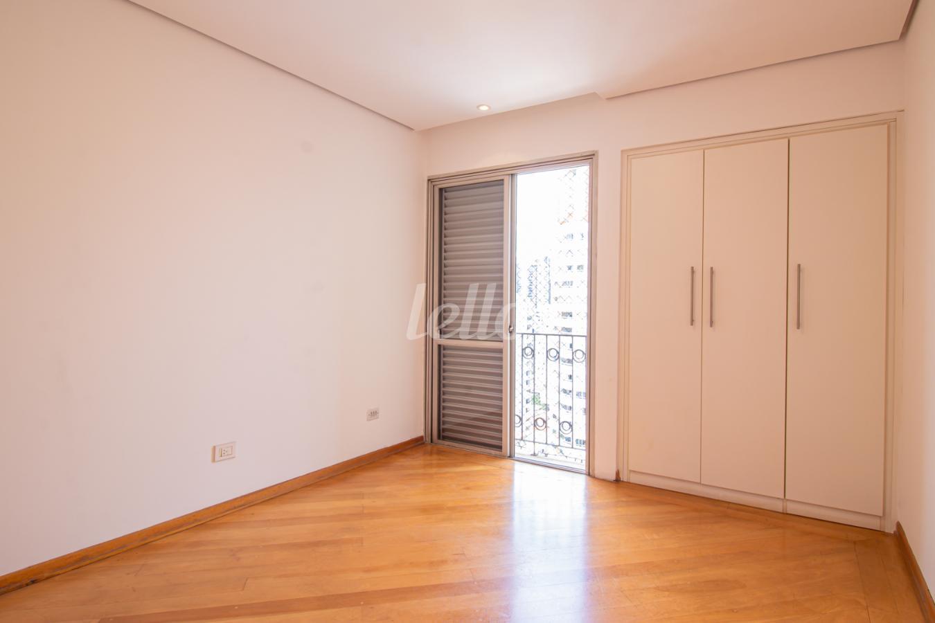 04DORMITORIO-1_002.JPG de Apartamento à venda, Duplex com 218 m², 3 quartos e 2 vagas em Pinheiros - São Paulo