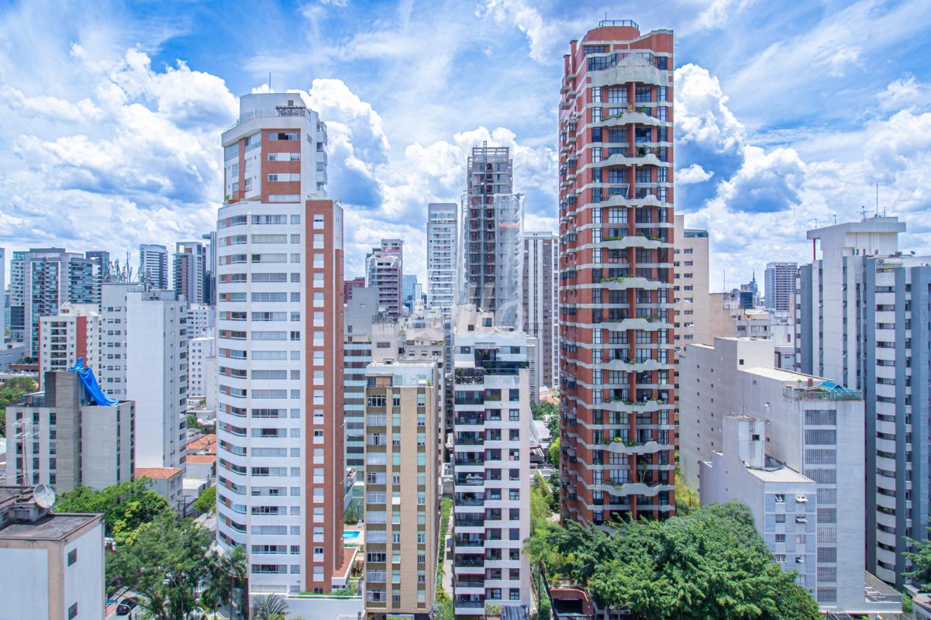 02SACADAVARANDA_003.JPG de Apartamento à venda, Duplex com 218 m², 3 quartos e 2 vagas em Pinheiros - São Paulo