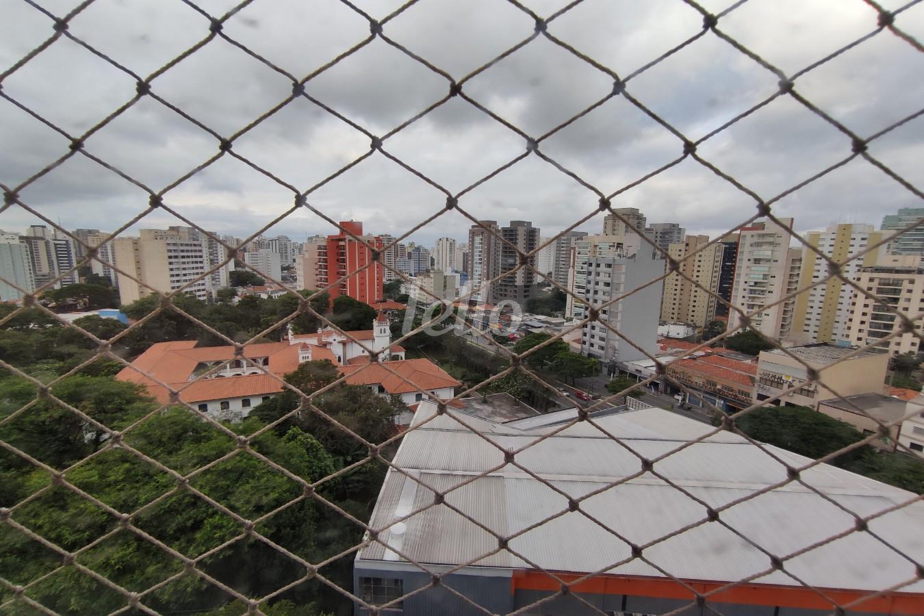 VISTA de Apartamento para alugar, Padrão com 68 m², 2 quartos e 2 vagas em Mirandopolis - São Paulo