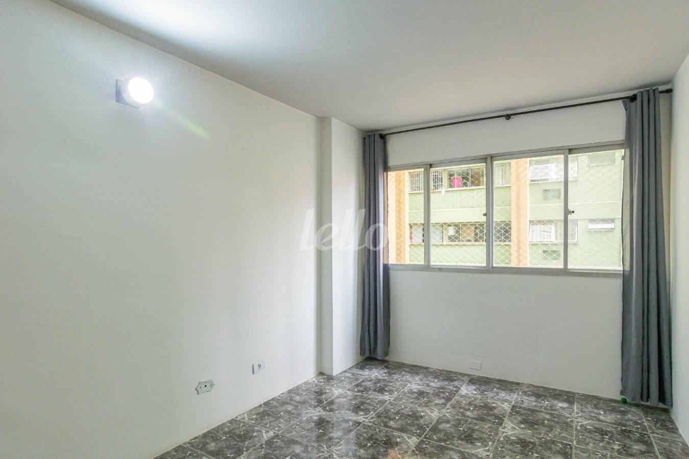 02SUITE-1_001.JPG de Apartamento para alugar, Padrão com 47 m², 1 quarto e em Vila Mariana - São Paulo