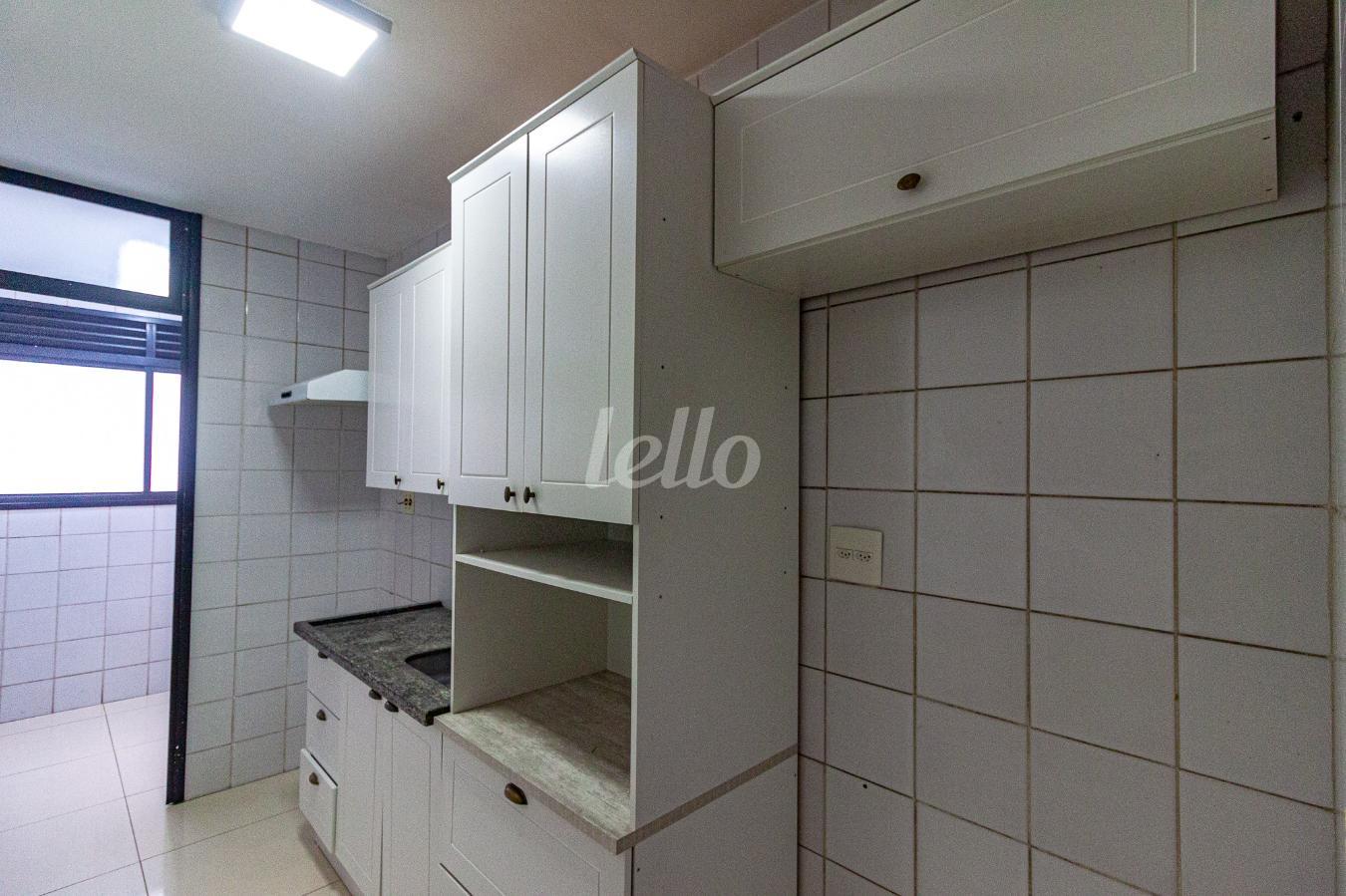 08COZINHA_002.JPG de Apartamento para alugar, Padrão com 75 m², 3 quartos e 1 vaga em Tatuapé - São Paulo