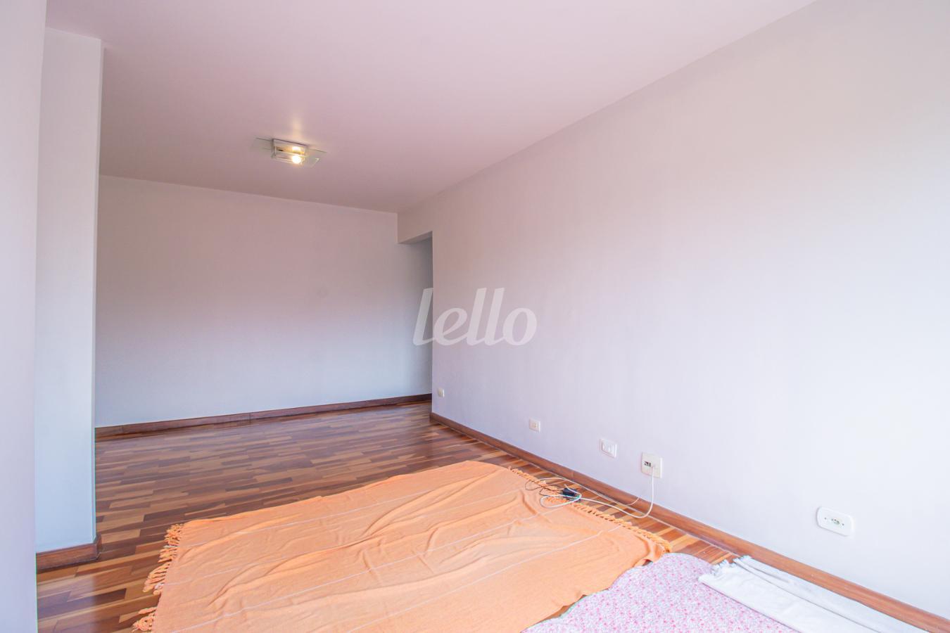 01SALA_004.JPG de Apartamento para alugar, Padrão com 60 m², 2 quartos e 1 vaga em Vila Ipojuca - São Paulo