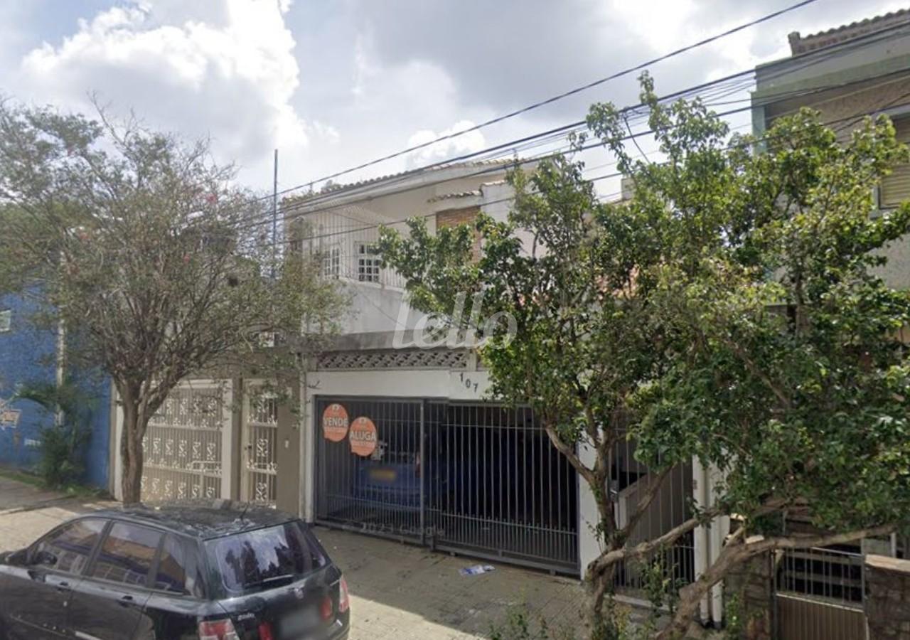 15 FACHADA de Casa à venda, sobrado com 388 m², e 2 vagas em Ipiranga - São Paulo