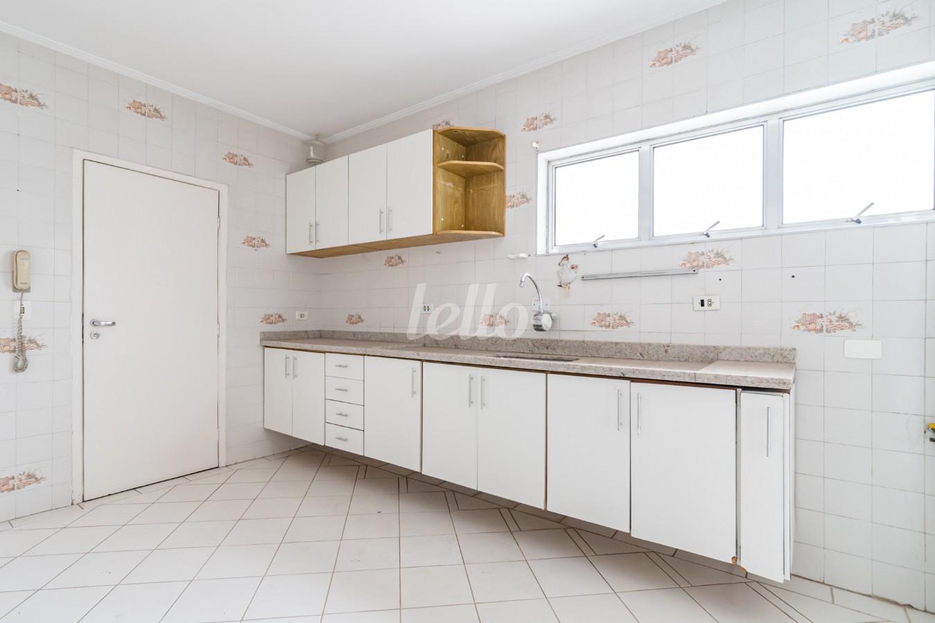 06COZINHA_002 de Apartamento à venda, Padrão com 118 m², 3 quartos e 1 vaga em Vila Clementino - São Paulo