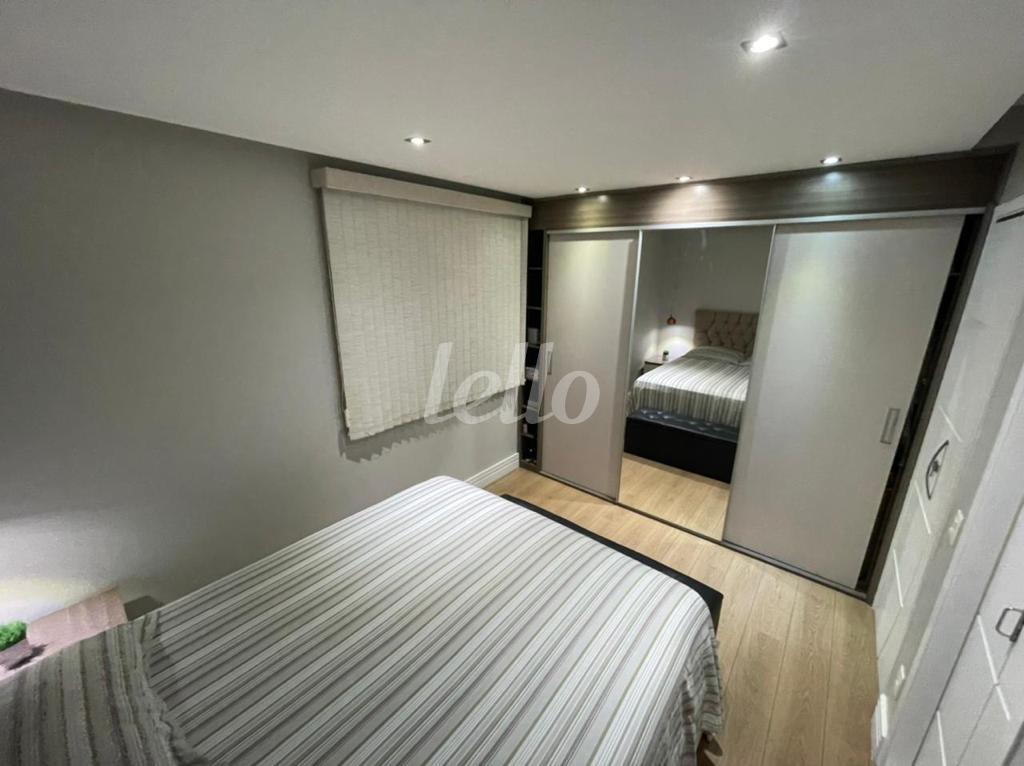 QUARTO de Apartamento à venda, Padrão com 80 m², 3 quartos e 2 vagas em Vila Carrão - São Paulo