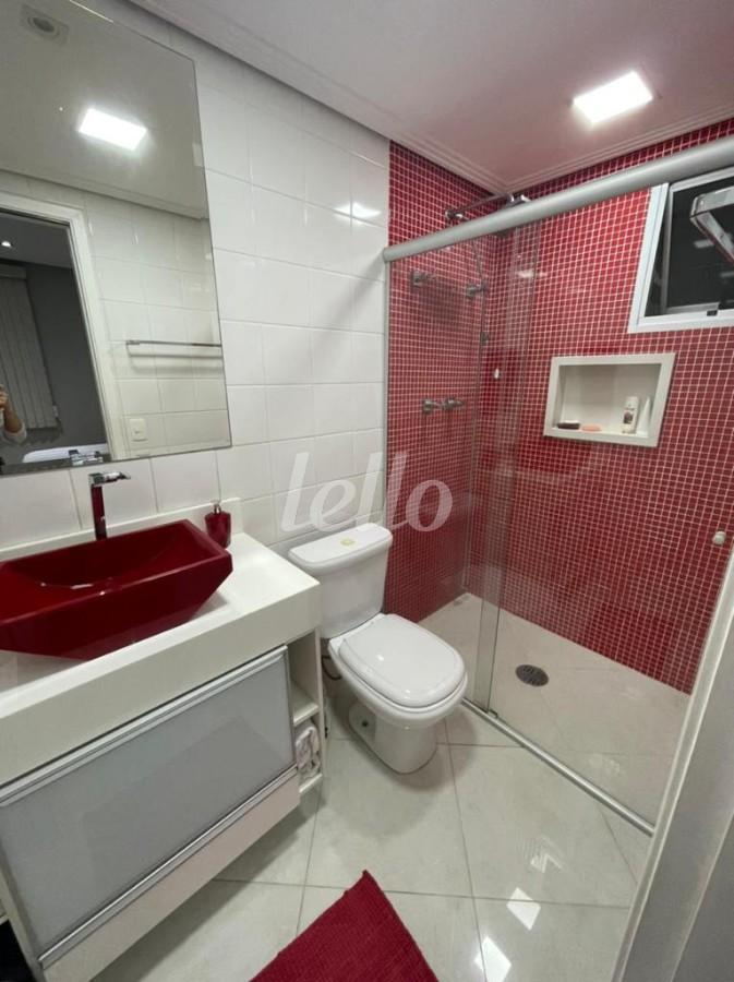 BANHEIRO de Apartamento à venda, Padrão com 80 m², 3 quartos e 2 vagas em Vila Carrão - São Paulo