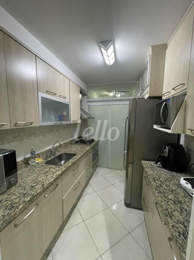 COZINHA de Apartamento à venda, Padrão com 80 m², 3 quartos e 2 vagas em Vila Carrão - São Paulo