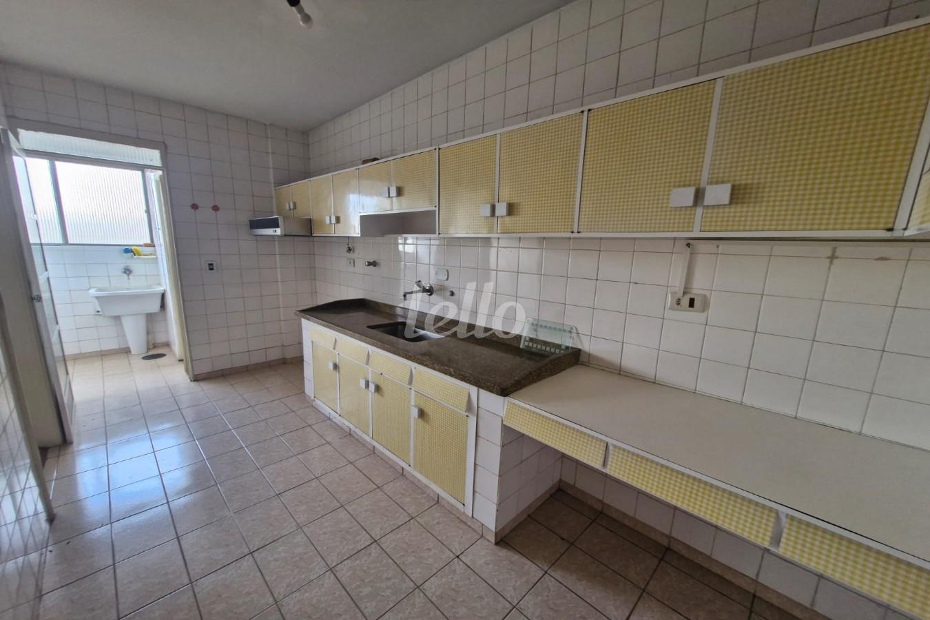 COZINHA de Apartamento à venda, Padrão com 60 m², 2 quartos e 1 vaga em Parque São Jorge - São Paulo