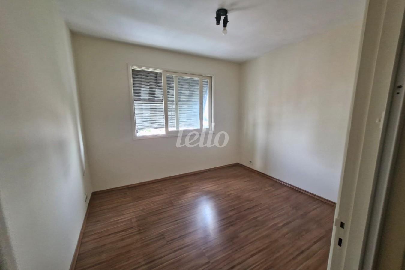 QUARTO de Apartamento à venda, Padrão com 60 m², 2 quartos e 1 vaga em Parque São Jorge - São Paulo