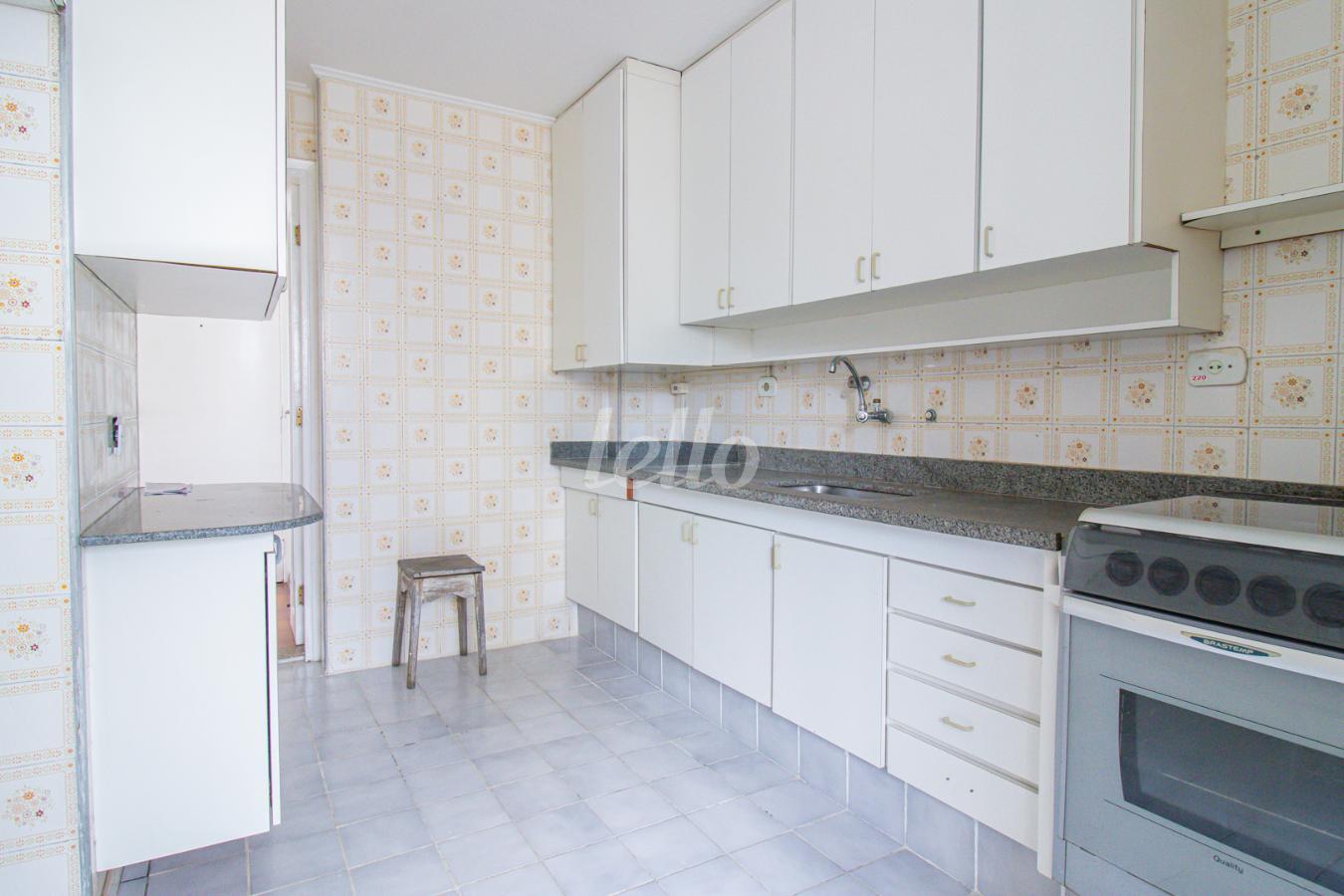 07COZINHA_001.JPG de Apartamento à venda, Padrão com 75 m², 2 quartos e 2 vagas em Sumarezinho - São Paulo