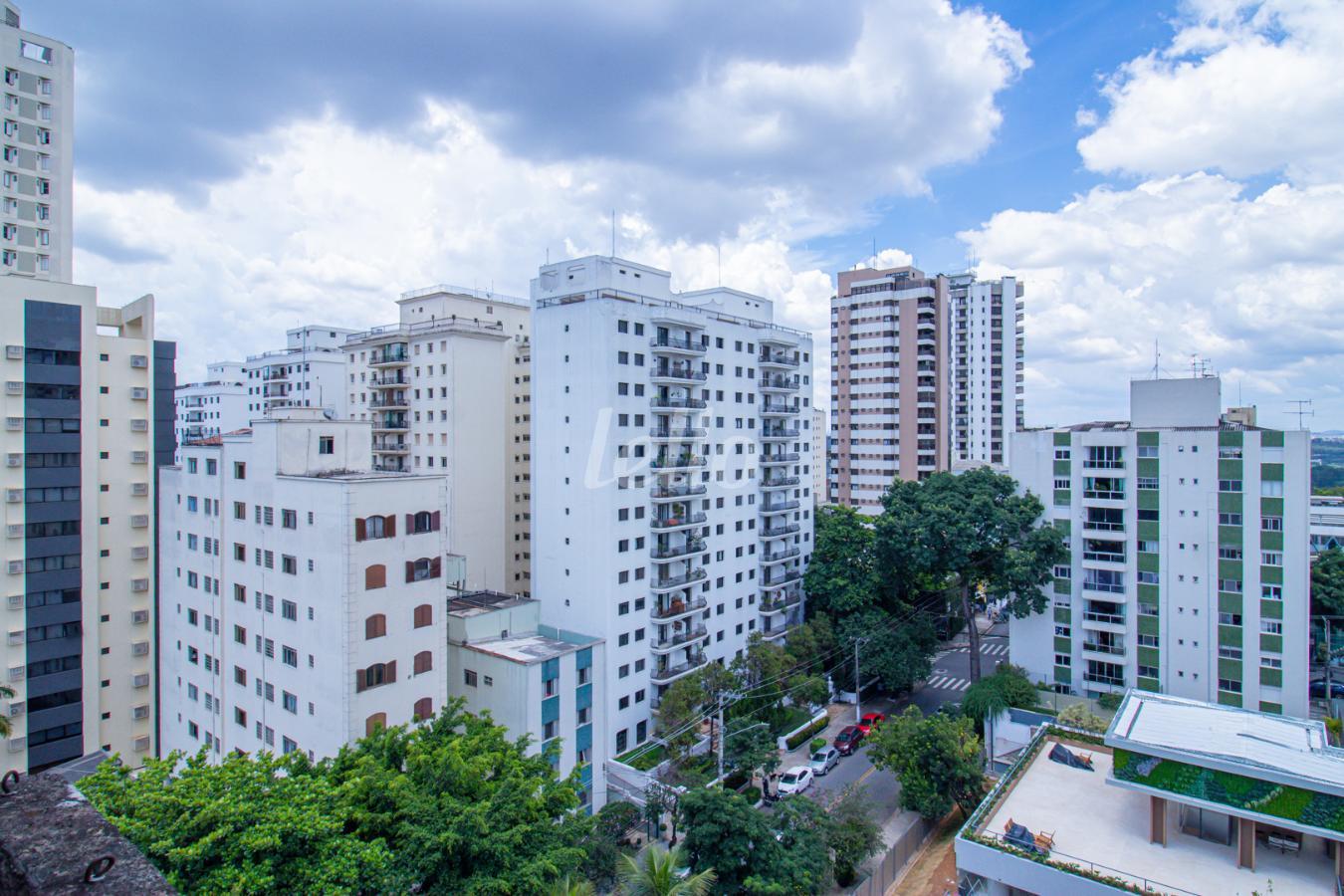 02SACADAVARANDA_001.JPG de Apartamento à venda, Padrão com 75 m², 2 quartos e 2 vagas em Sumarezinho - São Paulo