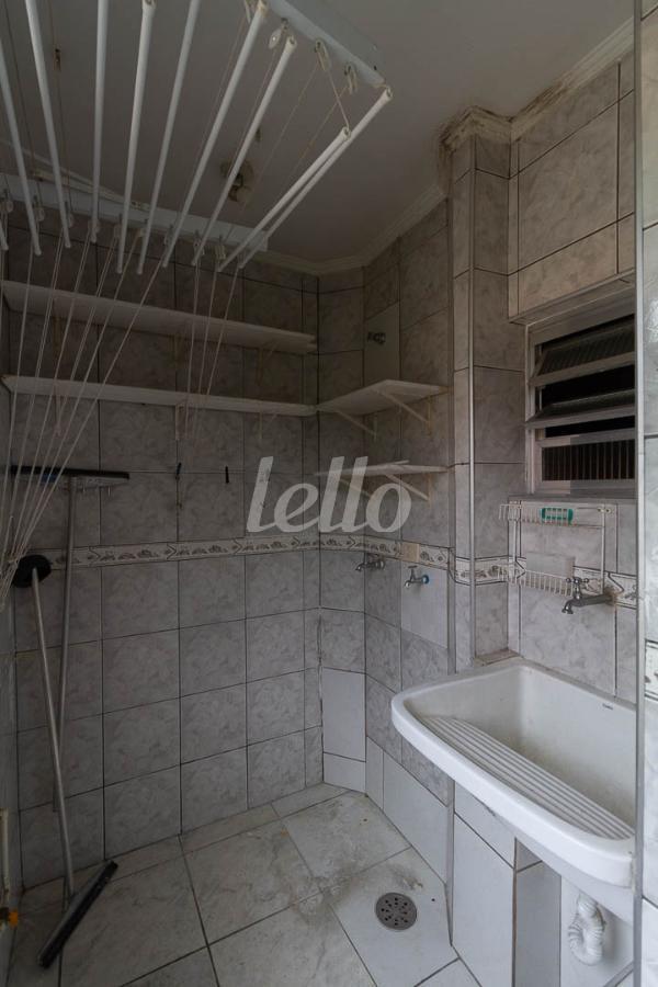 07AREA-DE-SERVICO_002.JPG de Apartamento para alugar, Padrão com 92 m², 3 quartos e 1 vaga em Vila Cachoeira - São Paulo