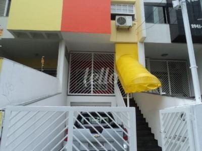 FACHADA de Casa à venda, sobrado com 199 m², 2 quartos e 3 vagas em Tatuapé - São Paulo