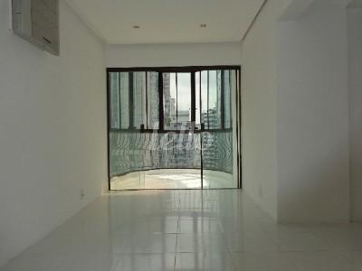 SUÍTE de Apartamento à venda, Duplex com 210 m², 4 quartos e 4 vagas em Itaim Bibi - São Paulo