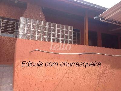EDÍCULA COM CHURRASQUEIRA de Casa à venda, sobrado com 214 m², 3 quartos e 2 vagas em Vila Scarpelli - Santo André