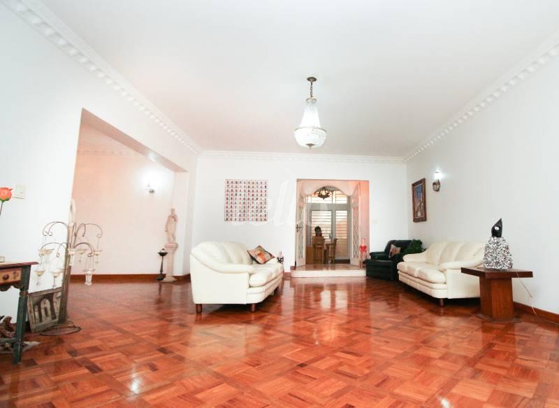 LIVING de Apartamento à venda, Padrão com 350 m², 4 quartos e 2 vagas em Bela Vista - São Paulo
