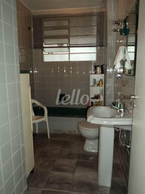 WC de Apartamento à venda, Padrão com 142 m², 3 quartos e 1 vaga em Consolação - São Paulo