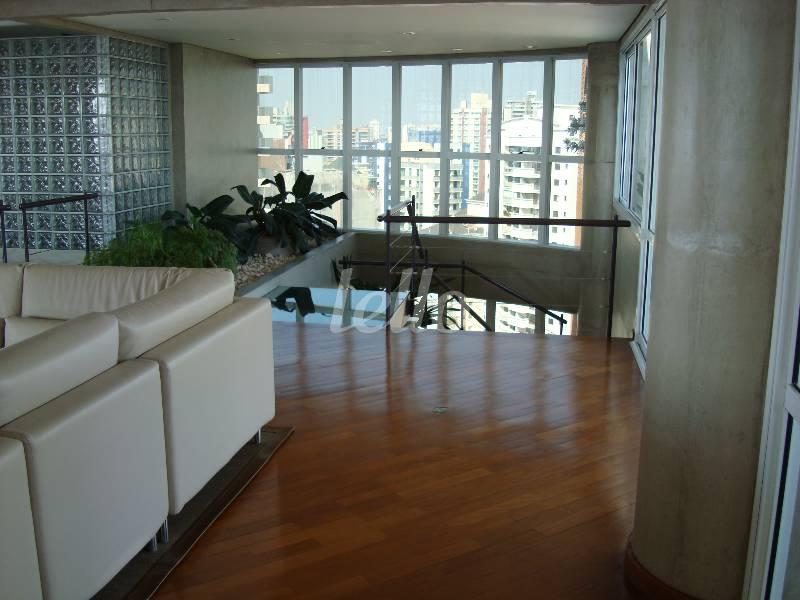 SALA PISO SUPERIOR de Apartamento à venda, Duplex com 550 m², 4 quartos e 6 vagas em Jardim - Santo André