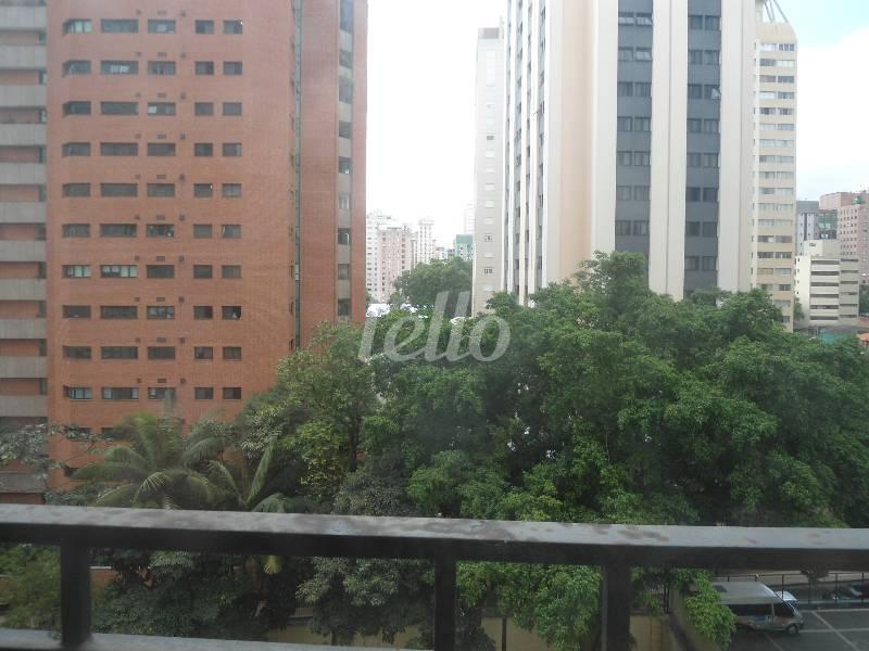 SACADA DA SUÍTE MASTER de Apartamento à venda, Padrão com 466 m², 4 quartos e 3 vagas em Jardim Paulista - São Paulo