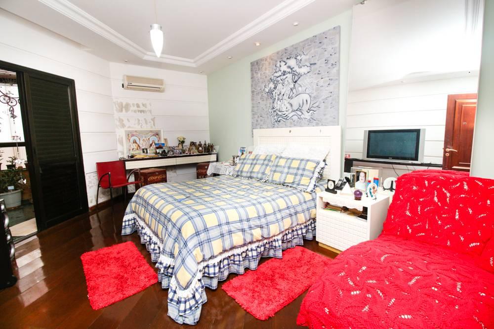 SUÍTE de Apartamento à venda, Padrão com 450 m², 4 quartos e 5 vagas em Santo Antônio - São Caetano do Sul
