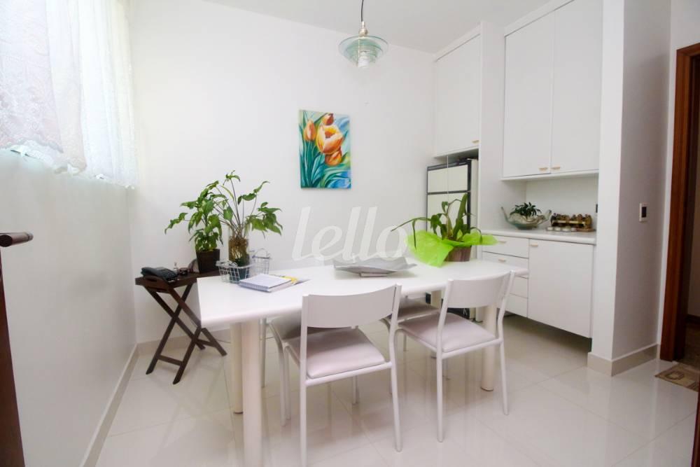 COPA de Apartamento à venda, Padrão com 190 m², 4 quartos e 3 vagas em Jardim - Santo André