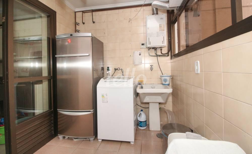ÁREA DE SERVIÇO de Apartamento à venda, Padrão com 150 m², 3 quartos e 3 vagas em Santana - São Paulo