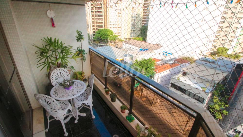 SACADA de Apartamento à venda, Padrão com 150 m², 3 quartos e 3 vagas em Santana - São Paulo