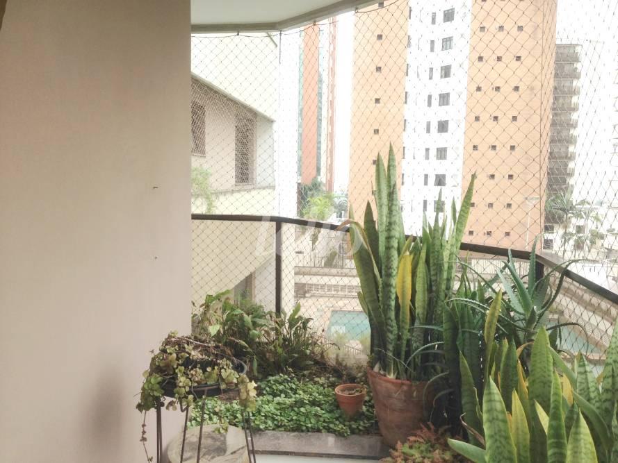 VARANDA de Apartamento à venda, Padrão com 228 m², 3 quartos e 3 vagas em Tatuapé - São Paulo