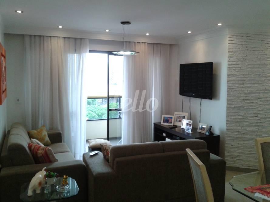 LIVING de Apartamento à venda, Padrão com 90 m², 3 quartos e 1 vaga em Vila Azevedo - São Paulo