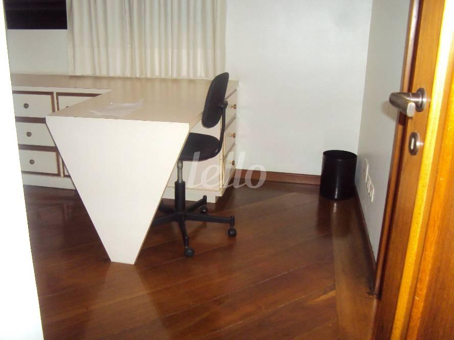 HOME OFFICE de Apartamento à venda, Padrão com 235 m², 4 quartos e 4 vagas em Planalto Paulista - São Paulo