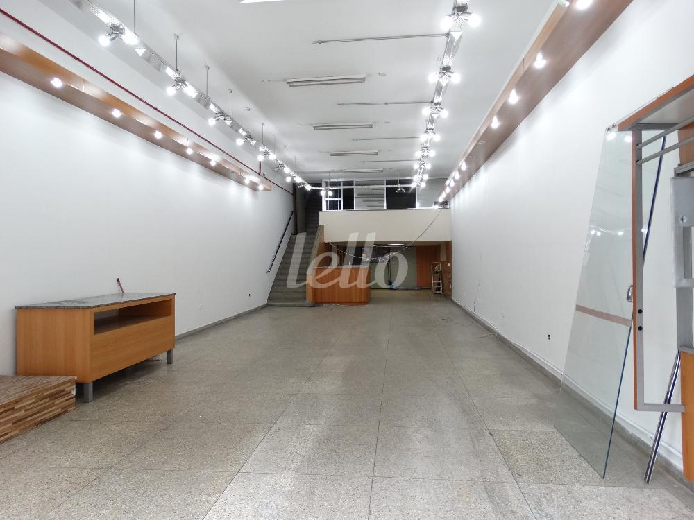 PISO INFERIOR de Prédio Comercial à venda, Monousuário com 473 m², e em Brás - São Paulo