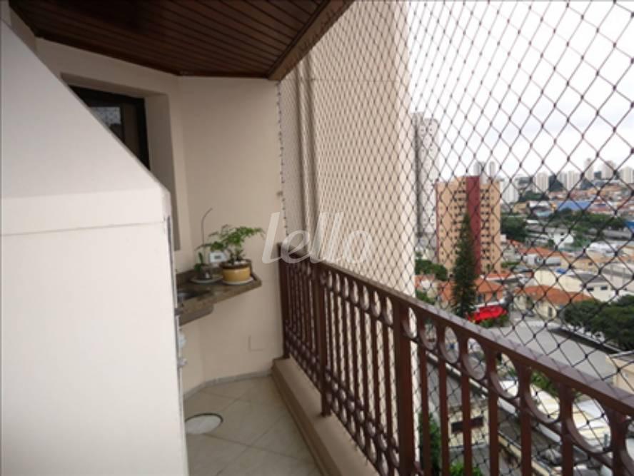 VARANDA de Apartamento à venda, Padrão com 152 m², 3 quartos e 2 vagas em Chácara Inglesa - São Paulo