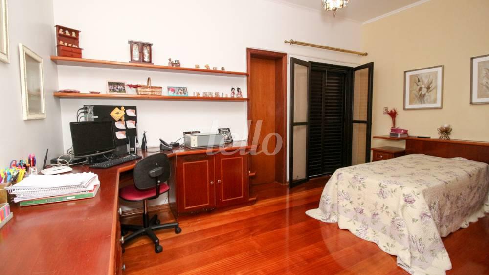 DORMITÓRIO de Casa à venda, sobrado com 400 m², 4 quartos e 6 vagas em Vila Albertina - São Paulo