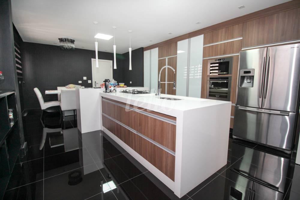 COZINHA de Apartamento à venda, cobertura - Padrão com 700 m², 3 quartos e 5 vagas em Tatuapé - São Paulo