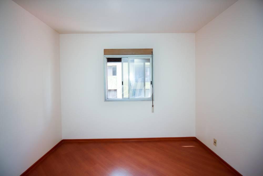 DORMITÓRIO de Apartamento à venda, Padrão com 96 m², 2 quartos e 1 vaga em Vila Bastos - Santo André