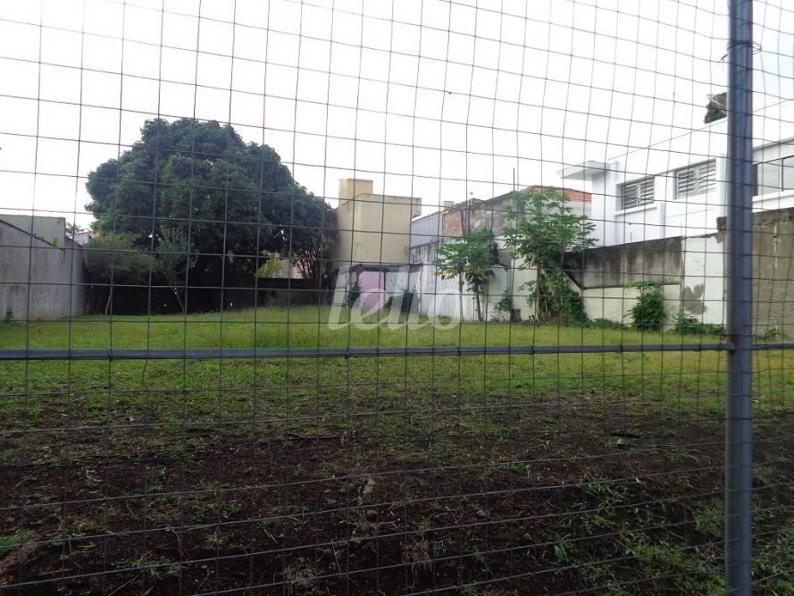 TERRENO de Área / Terreno à venda, Padrão com 1000 m², e em Jardim Paulista - São Paulo