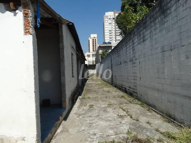 ENTRADA LATERAL de Salão para alugar, Padrão com 485 m², e 6 vagas em Água Branca - São Paulo