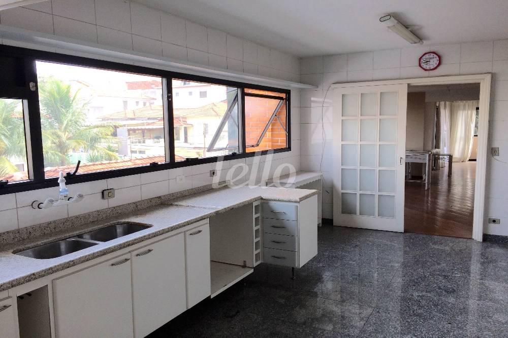 COZINHA de Apartamento à venda, Padrão com 190 m², 4 quartos e 4 vagas em Água Fria - São Paulo
