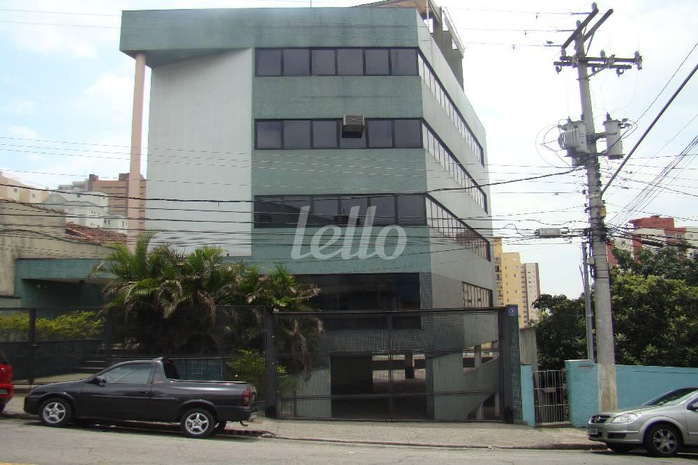 FACHADA de Prédio Comercial para alugar, Monousuário com 1398 m², e 30 vagas em Santa Teresinha - São Paulo