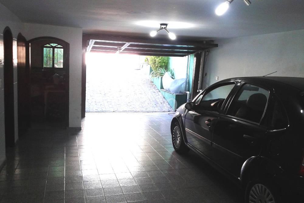 GARAGEM de Casa à venda, sobrado com 246 m², 3 quartos e 4 vagas em Vila Ema - São Paulo