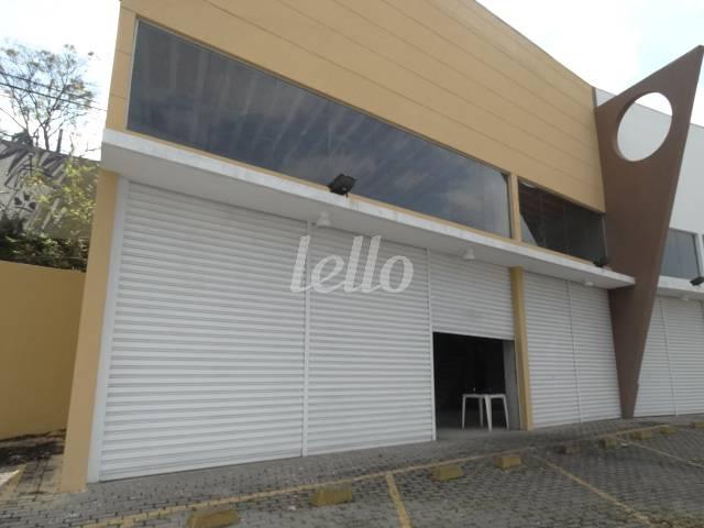 FACHADA de Prédio Comercial para alugar, Monousuário com 1300 m², e 20 vagas em Tucuruvi - São Paulo