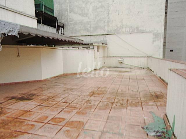 ÁREA EXTERNA de Sala / Conjunto para alugar, Padrão com 366 m², e em República - São Paulo