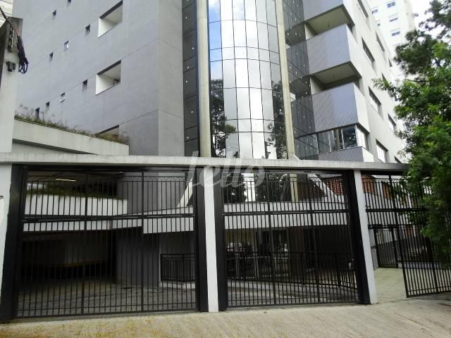 ENTRADA de Prédio Comercial à venda, Monousuário com 4498 m², e 73 vagas em Vila Leopoldina - São Paulo