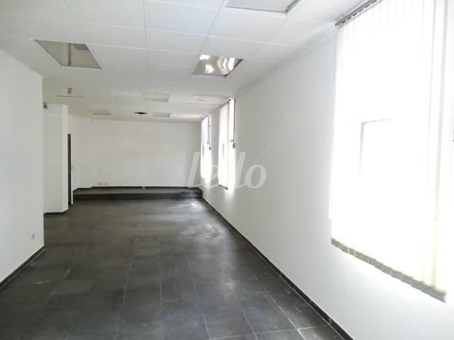 SALA 8 de Sala / Conjunto para alugar, Padrão com 1430 m², e em República - São Paulo