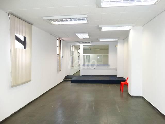SALA 13 de Sala / Conjunto para alugar, Padrão com 1430 m², e em República - São Paulo