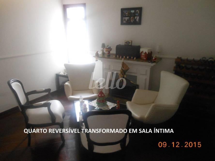 SALA ÍNTIMA de Apartamento à venda, Padrão com 258 m², 4 quartos e 3 vagas em Chácara Inglesa - São Paulo
