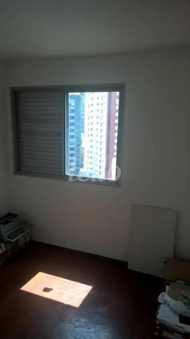 DORMITÓRIO de Apartamento à venda, Padrão com 70 m², 2 quartos e 1 vaga em Bela Vista - São Paulo