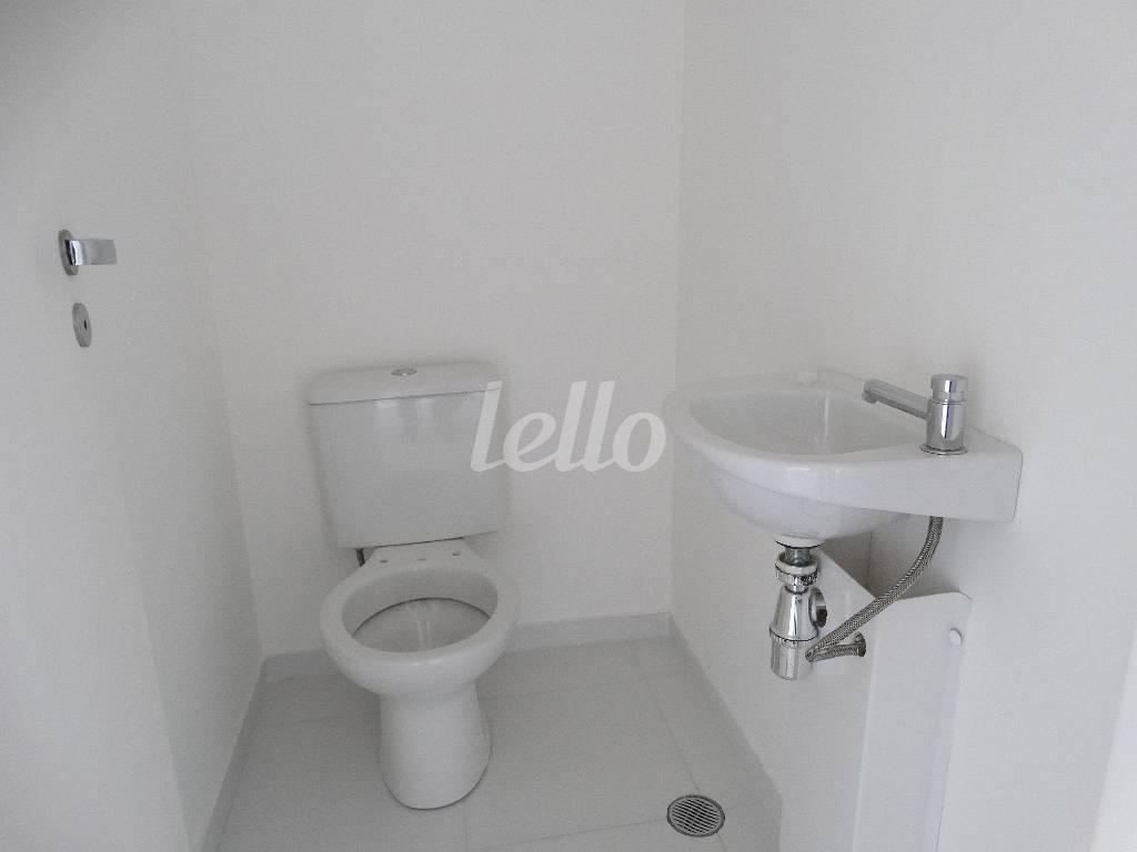 WC de Sala / Conjunto à venda, Padrão com 29 m², e 1 vaga em Vila Prudente - São Paulo
