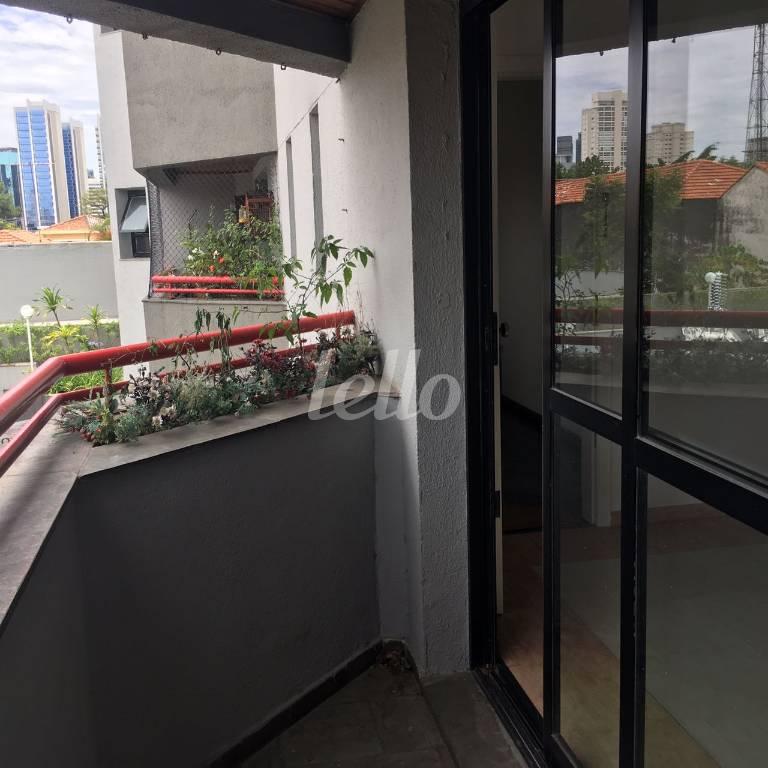 SACADA de Apartamento à venda, Padrão com 135 m², 3 quartos e 2 vagas em Jardim Das Acácias - São Paulo