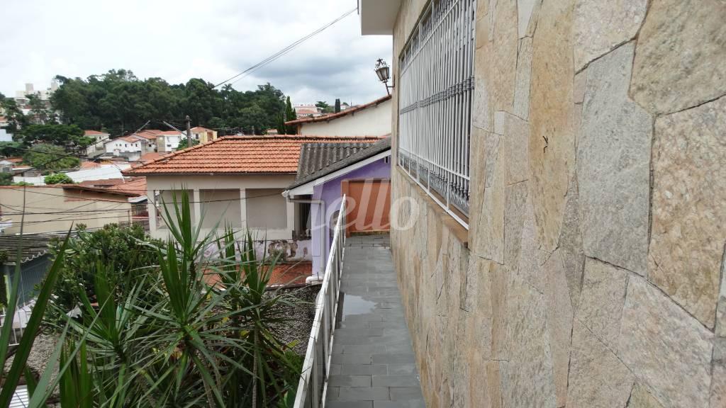 VARANDA de Casa à venda, assobradada com 337 m², 3 quartos e 3 vagas em Vila Mazzei - São Paulo